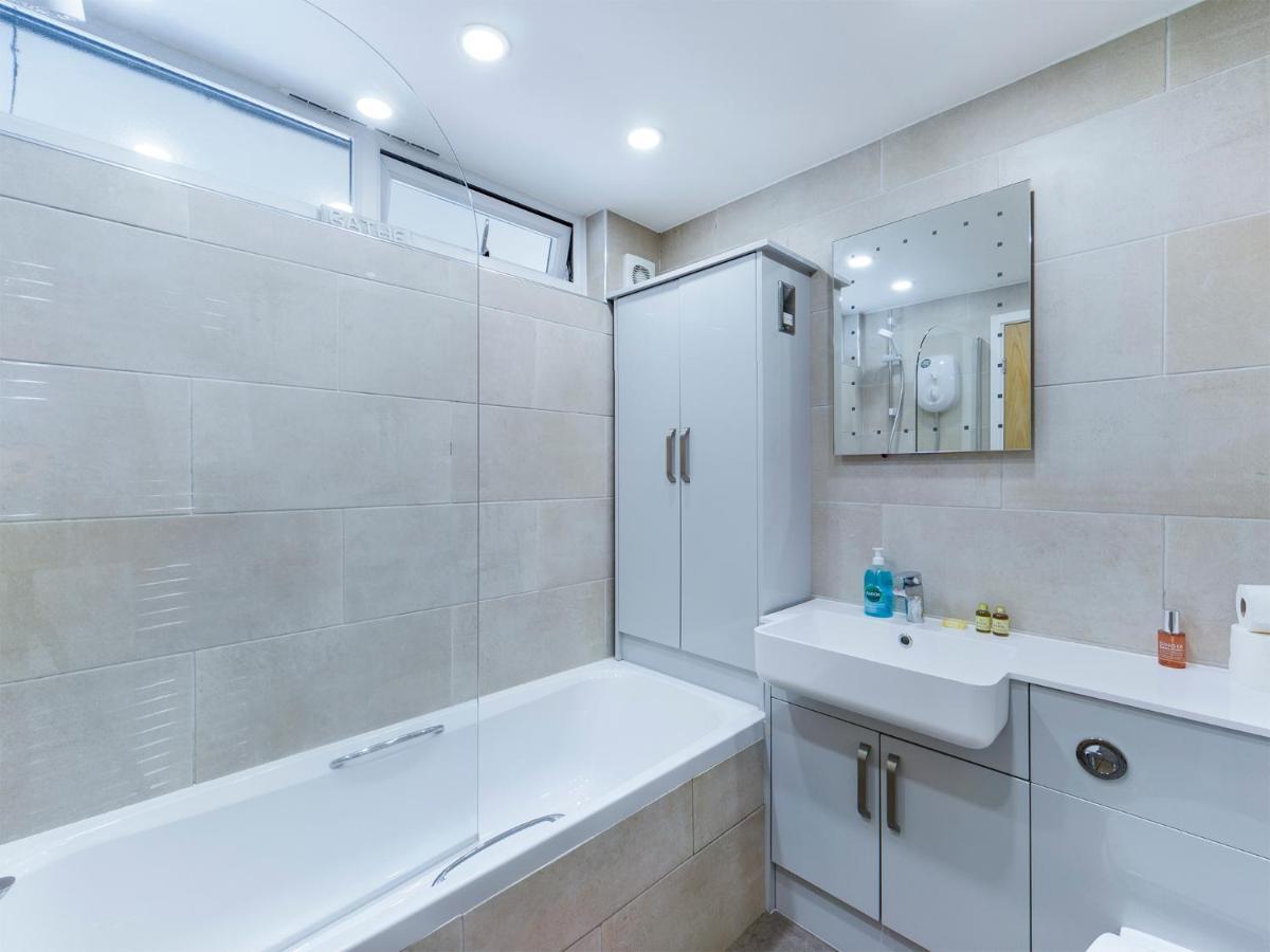 The Oxford Apartment ภายนอก รูปภาพ